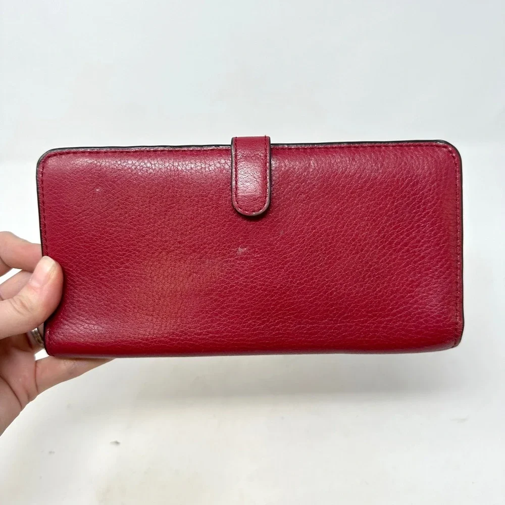 Coach Essential Slim Skinny Wallet Ruby Strawberry‎